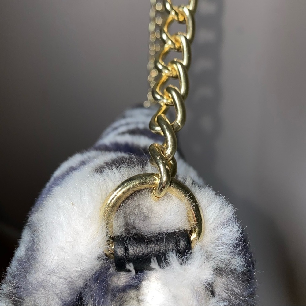 Betsey Johnson Faux Fur Leopard Print Crossbody Bag NWOT - price is firm - Picture 11 of 15